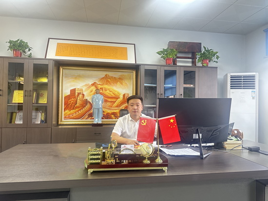 李亮亮（河南）.jpg