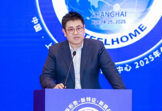 李霄.jpg