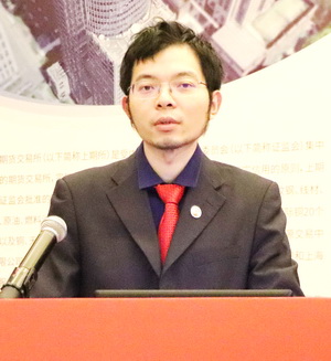 主持人
